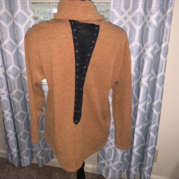 Fashion Nova turtleneck sweater size Medium - Picture 1 of 4